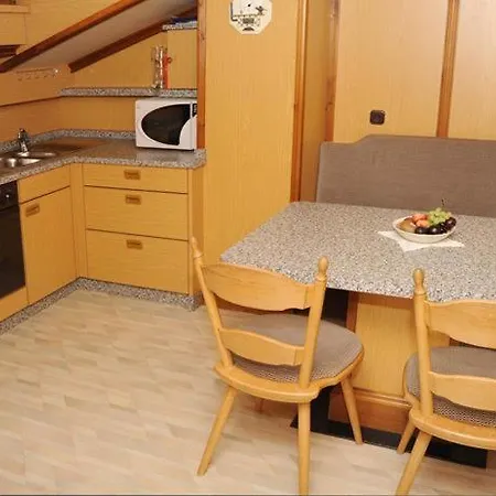 Gaestehaus Nigg Apartment *